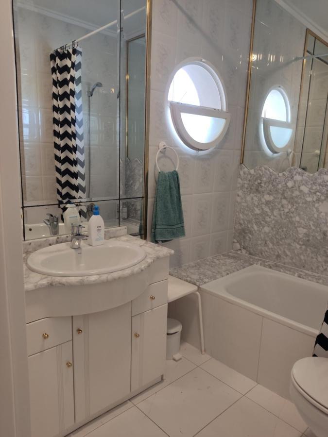 Confortable Apartamento Con Vistas Al Mar Torrevieja Ngoại thất bức ảnh